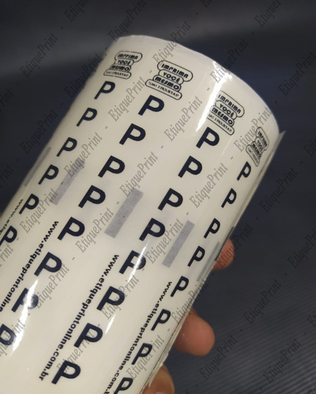 Etiqueta Bopp Adesiva Camisaria 100x15 / rolo 1666 unid / 30m - Imagem 2